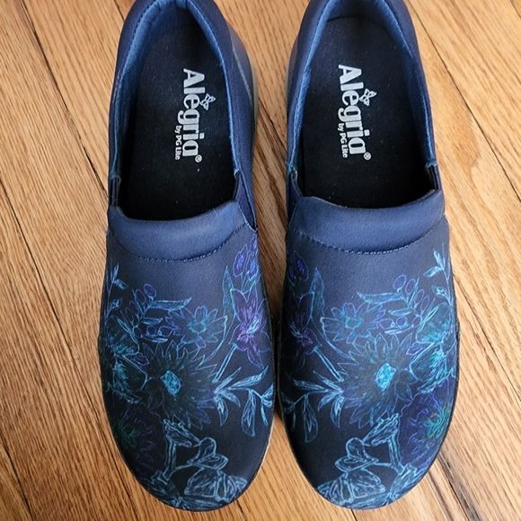 Alegria by PG Lite Alcehmie Slip-On Sneaker Blue Bouquet Fabric Size 39 - Picture 2 of 8